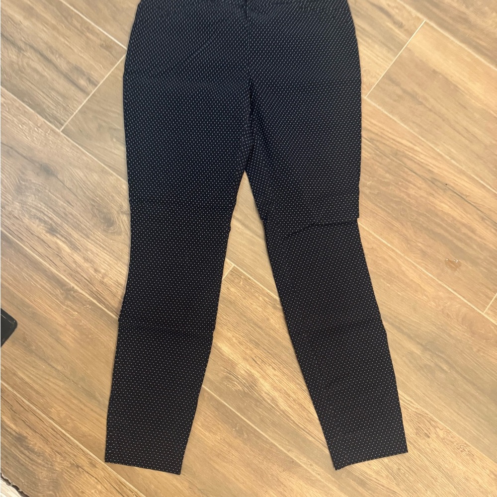 Women’s Stretch Waist Black Polka Dot Work Pant Size 6
